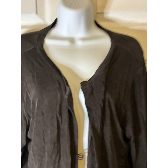 Women's Chico's Black Travelers Cardigan Size L - Picture 2 of 5